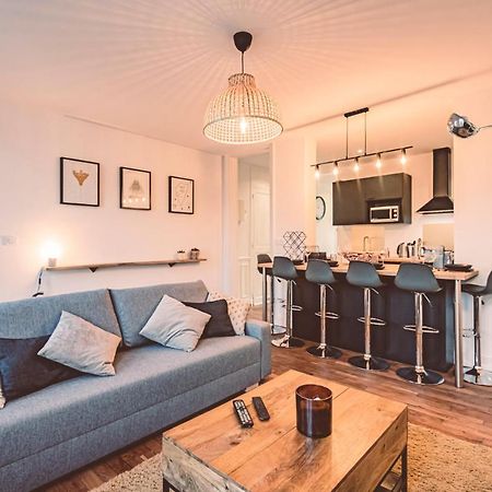 Charme De L'Ancien Pour Cet Appartement Entierement Renove Dans L'Hypercentre De Remeš Exteriér fotografie