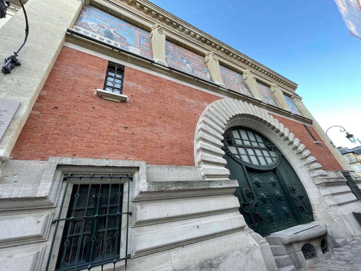 Charme De L'Ancien Pour Cet Appartement Entierement Renove Dans L'Hypercentre De Remeš Exteriér fotografie